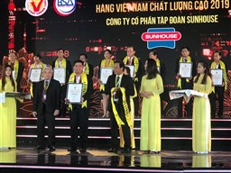 SUNHOUSE tiếp tục được vinh danh Hàng Việt Nam chất lượng cao 2019