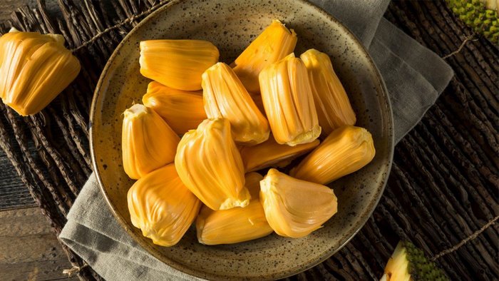 Chuẩn bị loại mít thái chín tới giòn, ngọt thanh