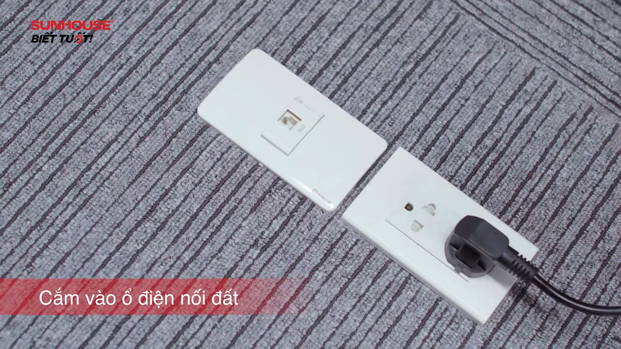Cắm phích vào ở điện nối đất