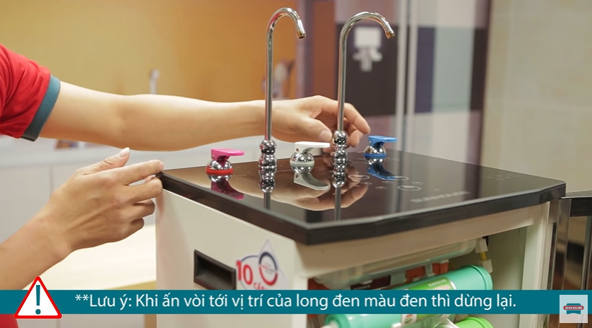 Cố định vòi nước