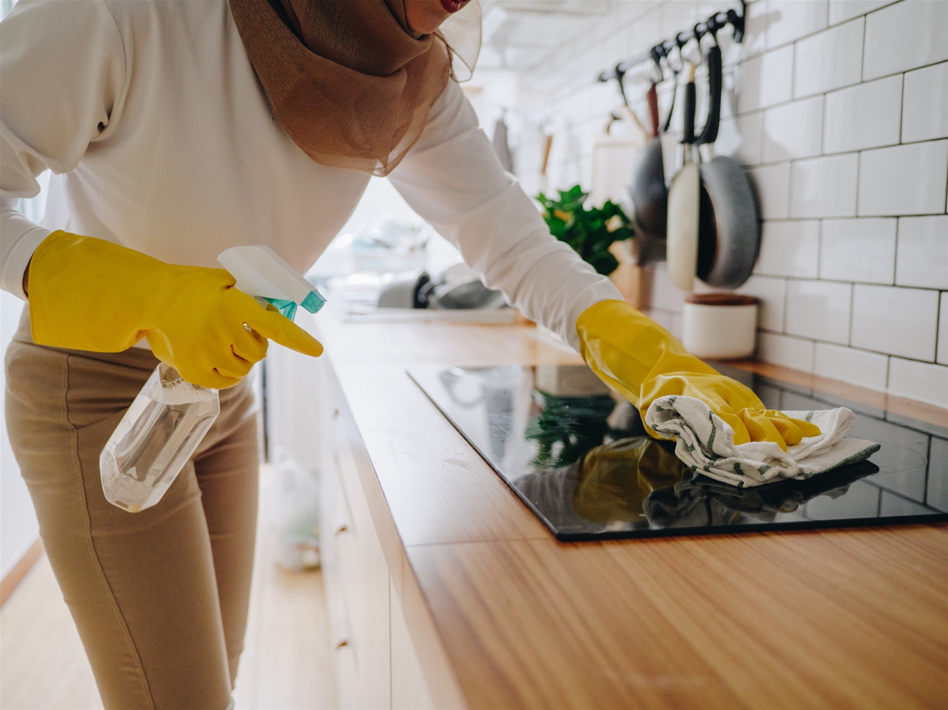 Giữ khu vực bếp luôn khô ráo