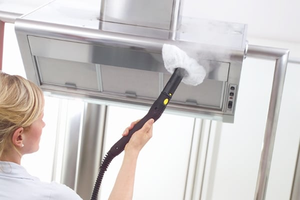Làm sạch dầu mỡ trong máy hút mùi