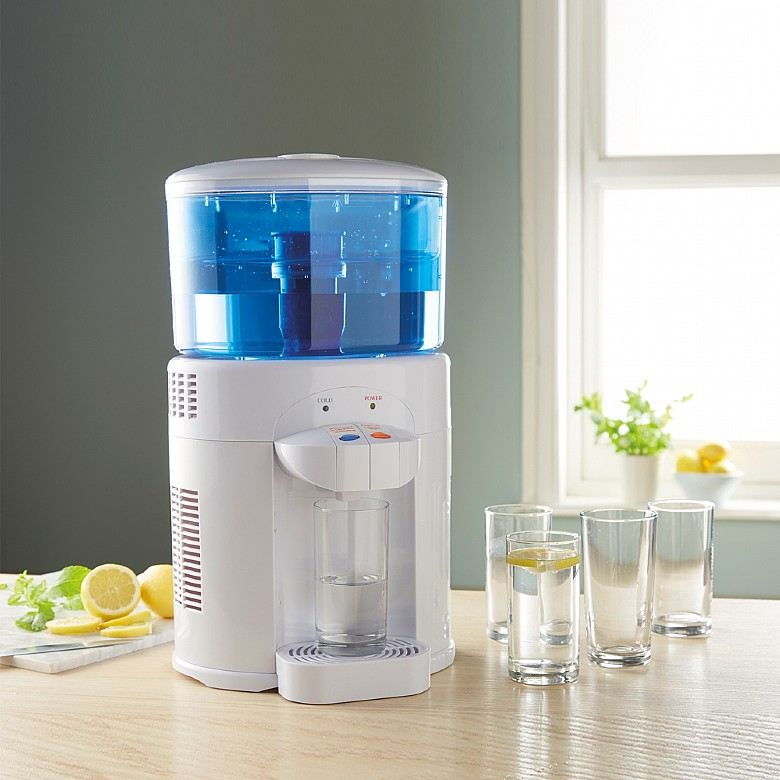 Máy lọc nước để bàn/treo tường phù hợp nhu cầu sử dụng cá nhân hoặc gia đình nhỏ 2 - 3 thành viên