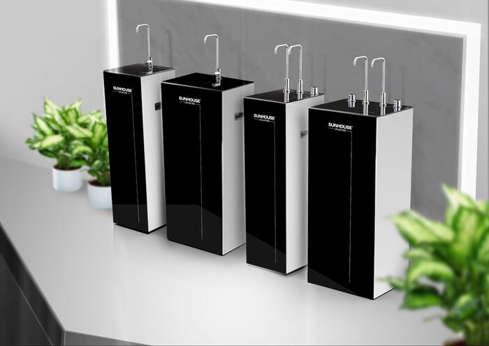 Nên mua máy lọc nước hay uống nước bình? Ưu tiên máy lọc nước 