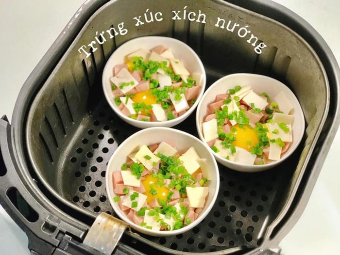 Bát được bằng chất liệu gốm, sứ hoàn toàn có thể cho vào nồi chiên không dầu