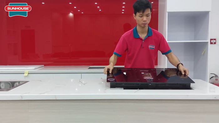Liên hệ đơn vị có kinh nghiệm để sửa chữa khi vấn đề đến từ linh kiện bếp