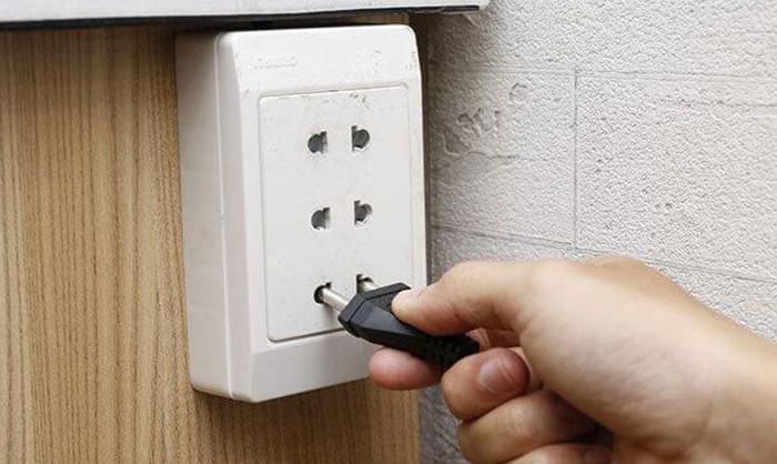 Chỉ nên ngắt điện máy lọc nước trong trường hợp đi du lịch hay vắng nhà dài ngày, không có nhu cầu sử dụng đến 