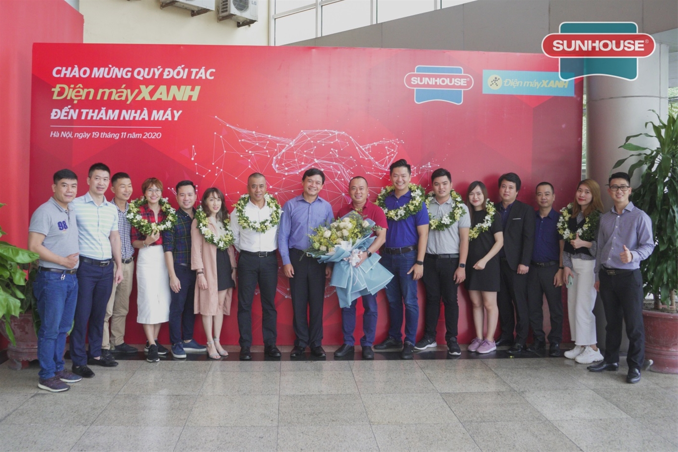 SUNHOUSE ghi danh trong Top150 doanh nghiệp có tốc độ tăng trưởng nhanh nhất Việt Nam 2021 5