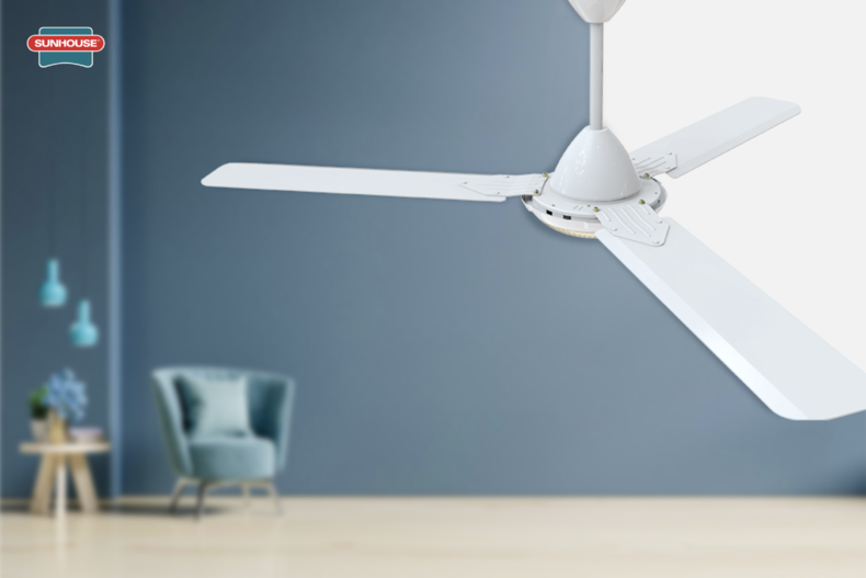 Quạt trần 3 cánh AC sẽ là lựa chọn tối ưu về mặt chi phí và khả năng làm mát nhanh cho phòng trọ diện tích nhỏ