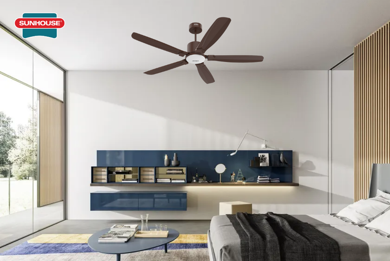 Quạt trần SUNHOUSE APEX APF7682B sở hữu tông màu nâu hiện đại, tối giản