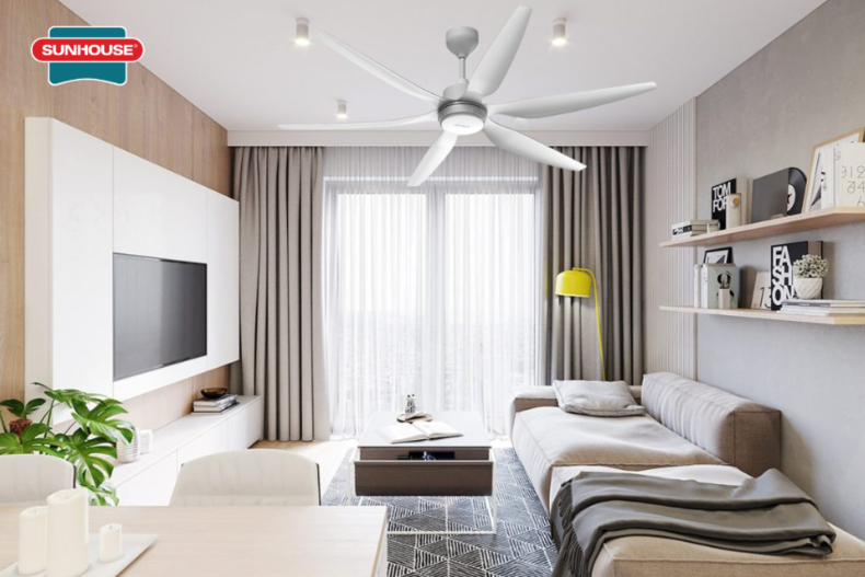 Bố trí quạt trần đèn để làm nổi bật không gian phòng khách (Nguồn: Internet)