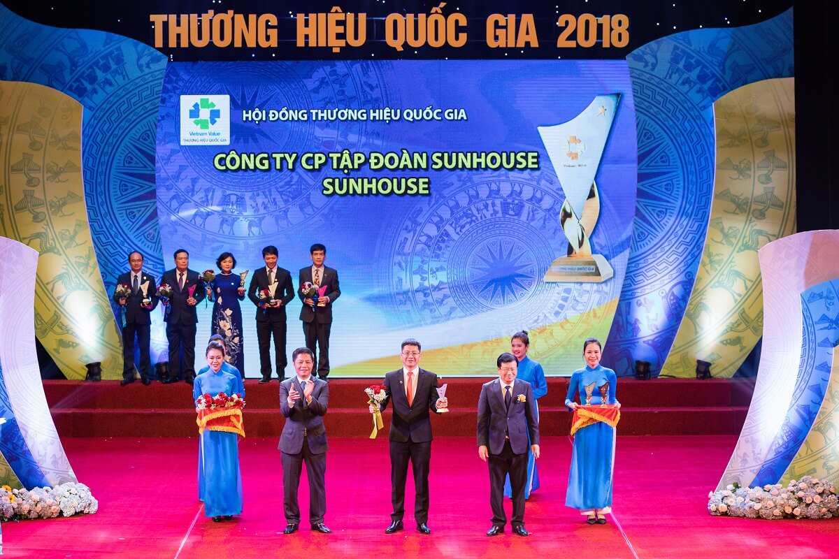 SUNHOUSE vinh dự đón nhận danh hiệu Thương hiệu quốc gia 2018