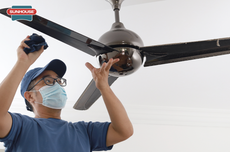 Vệ sinh chụp đèn LED để phục hồi độ sáng ban đầu