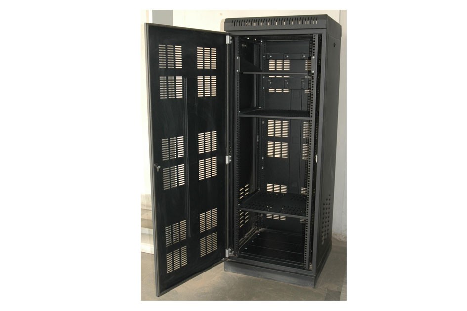 tu-rack-cabinet-003.jpg