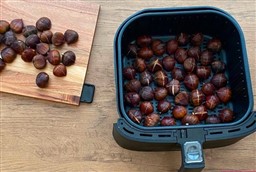 Cách nướng hạt dẻ bằng nồi chiên không dầu béo bùi, thơm ngon