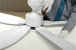 Quạt trần kêu ù ù do đâu? Nguyên nhân và cách khắc phục